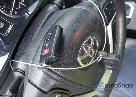 2014 Toyota Highlander Limited Platinum V6 z USA, uszkodzony, nr VIN 5TDDKRFH6ES026880